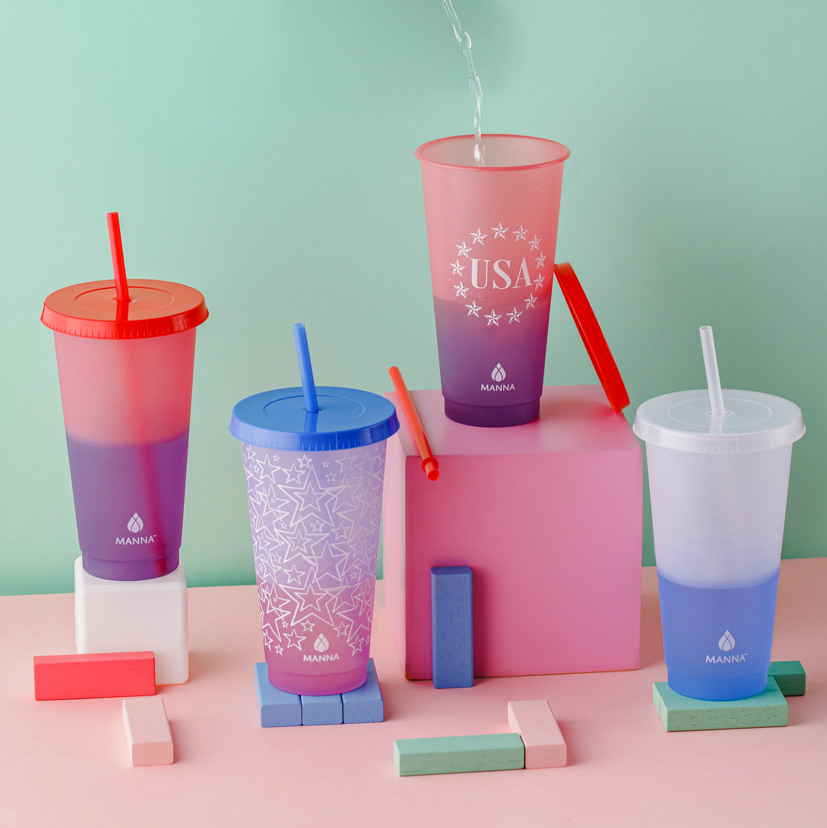 4pk-24-oz-patriotic-color-changing-cups-h0 156A0971-_1.png