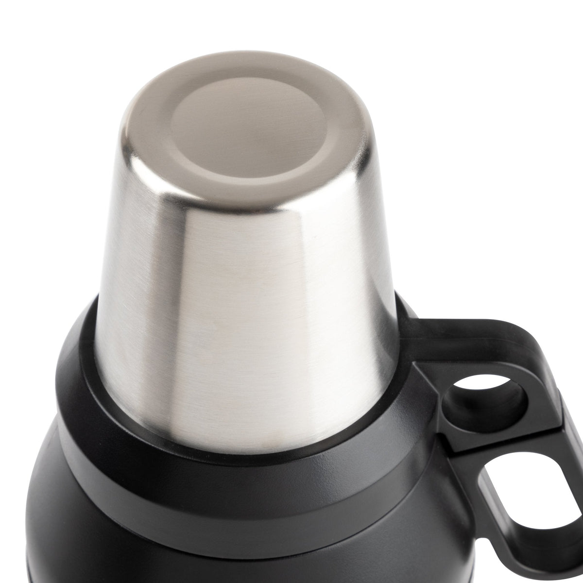 64-oz-stack-growler-z1 32701-WEB_04_0076d48d-5559-4d08-910c-361263018e65.jpg